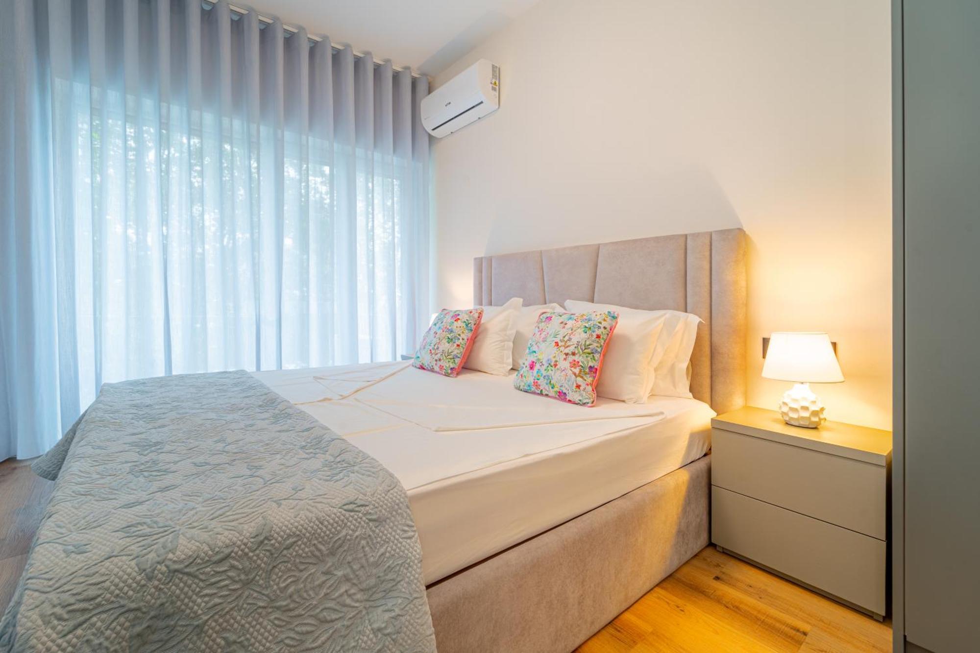 Casa Flores - 2 Bedroom, Lift, Ac, Car Parking - Extra OOporto Exterior foto